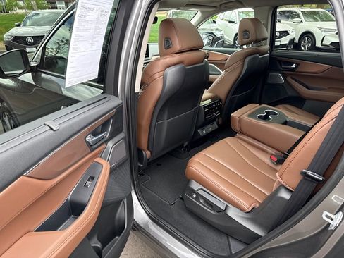 Certified 2026 Acura MDX w/ Technology Package image 15
