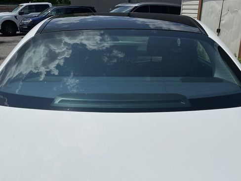 Used 2018 Mercedes-Benz E 300 4MATIC image 10