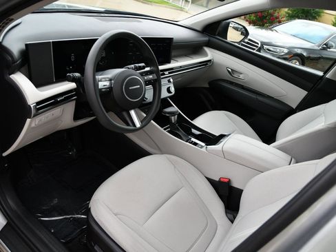 Used 2025 Hyundai Tucson SEL image 26