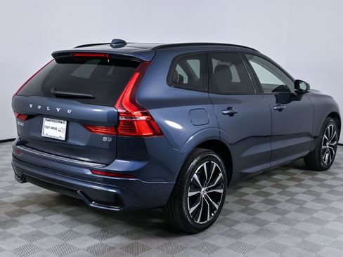 Used 2023 Volvo XC60 B5 Plus w/ Climate Package FWD image 30