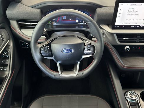 Certified 2026 Ford Explorer ST-Line w/ ST-Line Street Pack AWD/4WD image 17