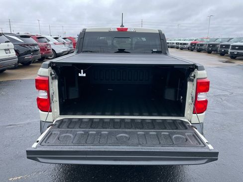 Used 2024 Ford Maverick Lariat w/ FX4 Off-Road Package image 38