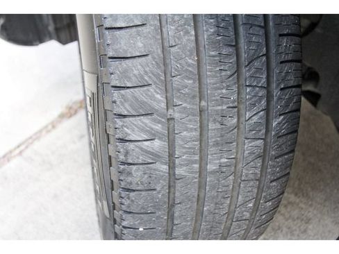 Used 2018 Mercedes-Benz GLC 300 4MATIC image 31