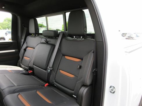 Certified 2026 GMC Sierra 2500 AT4 w/ AT4 Premium Plus Package AWD/4WD image 25