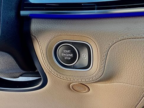 Used 2024 Mercedes-Benz GLS 450 4MATIC image 36