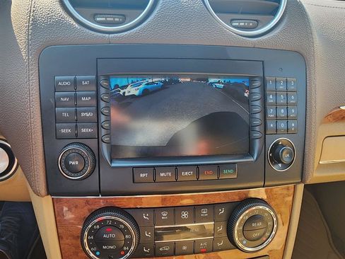 Used 2008 Mercedes-Benz GL 320 CDI 4MATIC image 19