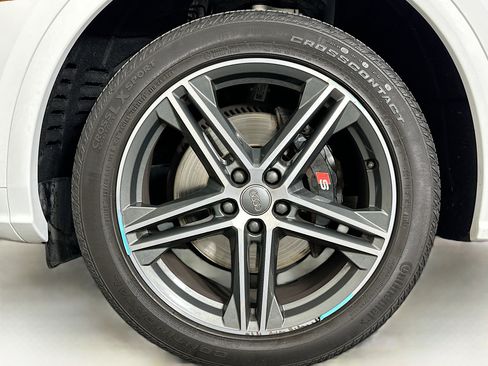 Used 2020 Audi SQ5 Premium Plus w/ Premium Plus Package image 11