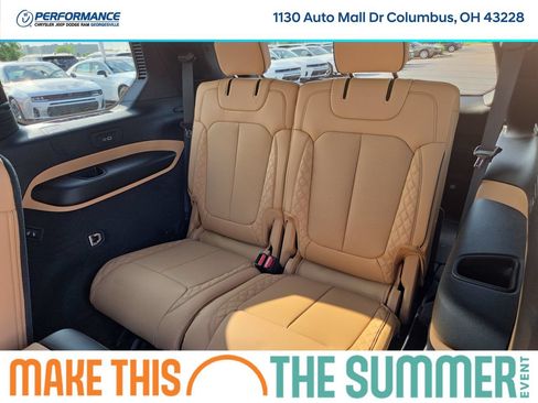 New 2026 Jeep Grand Cherokee L Summit w/ Obsidian Package AWD/4WD image 15