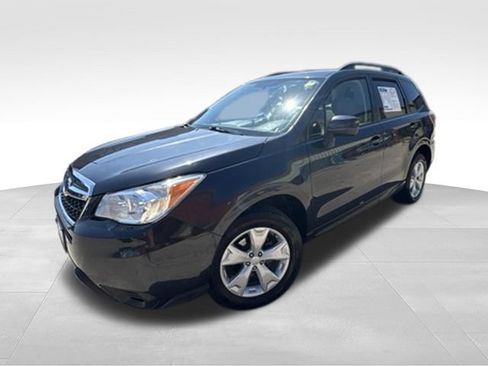Used 2016 Subaru Forester 2.5i Premium w/ All-Weather Package AWD/4WD image 3