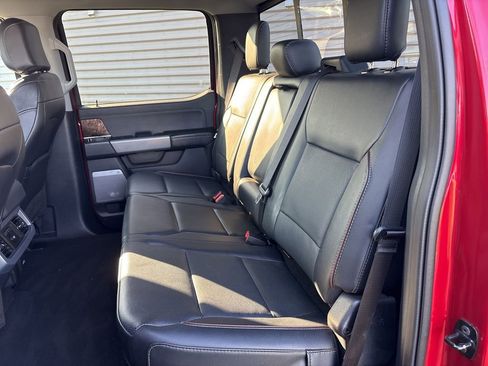 Used 2024 Ford F250 Lariat w/ Sport Appearance Package image 31