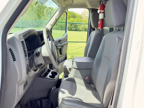 Used 2020 Nissan NV 2500 SV w/ Navigation Package RWD image 13