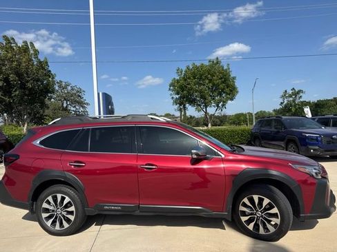 Used 2024 Subaru Outback Touring w/ Popular Package #2 AWD/4WD image 2