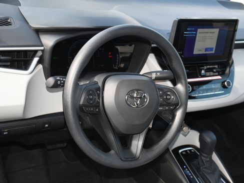 New 2026 Toyota Corolla LE image 4