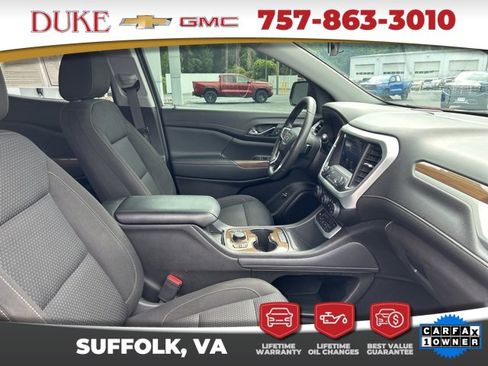 Used 2023 GMC Acadia SLE w/ Driver Convenience Package image 5