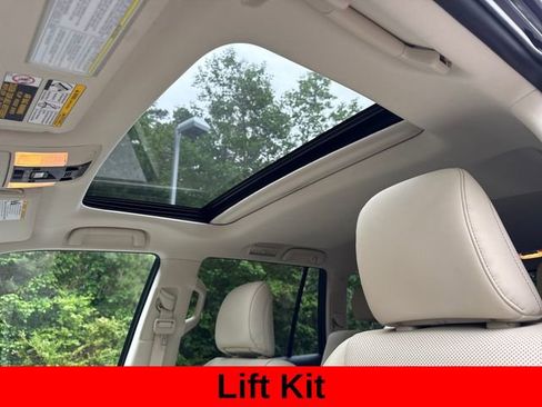 Used 2022 Lexus GX 460 Premium w/ Premium Plus Package AWD/4WD image 21