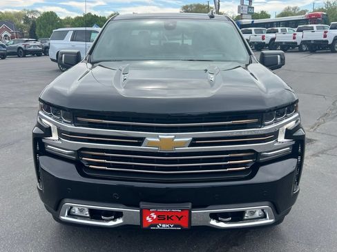 Used 2022 Chevrolet Silverado 1500 High Country w/ Technology Package AWD/4WD image 7