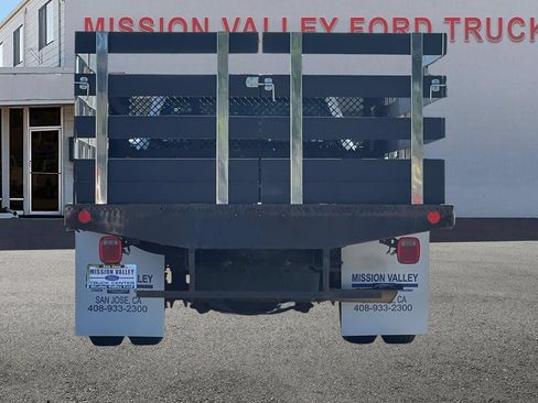 Used 2021 Ford F350 XLT RWD image 5