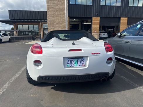 Used 2008 Pontiac Solstice Convertible w/ Premium Package RWD image 6