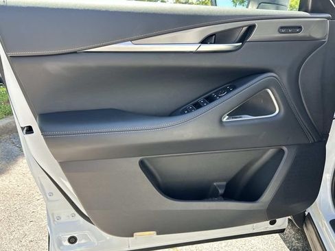 Certified 2026 INFINITI QX60 Luxe w/ Cargo Package FWD image 18
