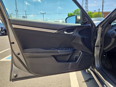 Used 2017 Honda Civic EX image 11