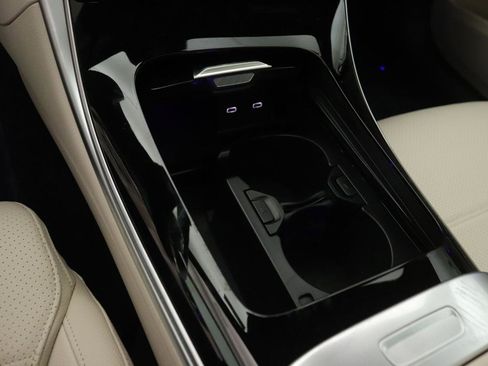 New 2026 Mercedes-Benz C 300 4MATIC Sedan image 6