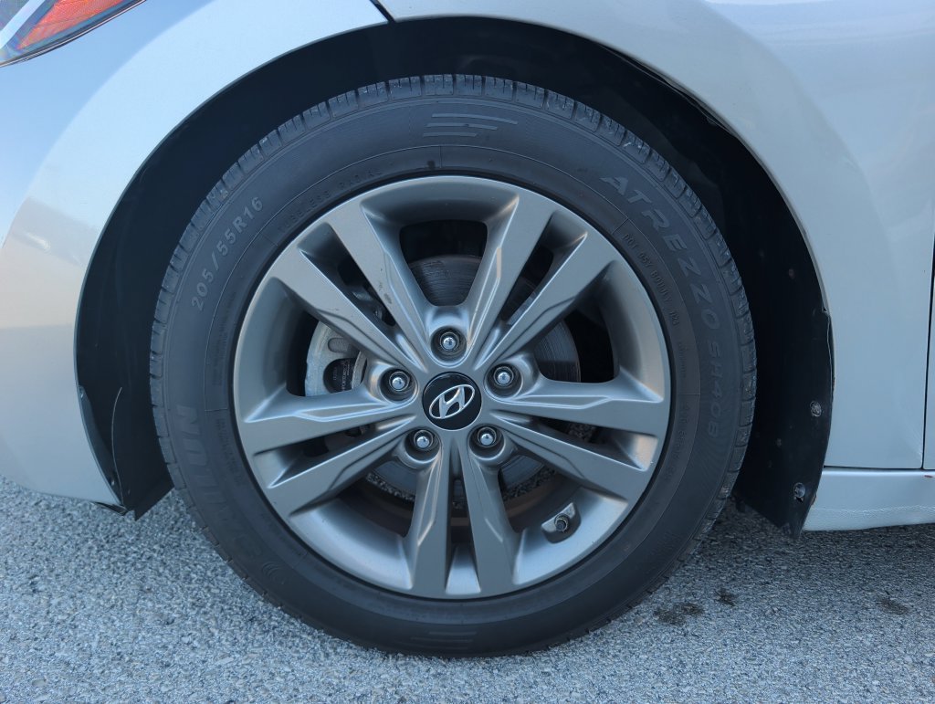 Used 2018 Hyundai Elantra SEL w/ Cargo Package FWD image 4
