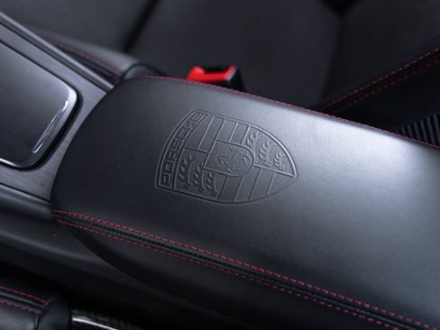Certified 2019 Porsche 911 GT3 RWD image 40