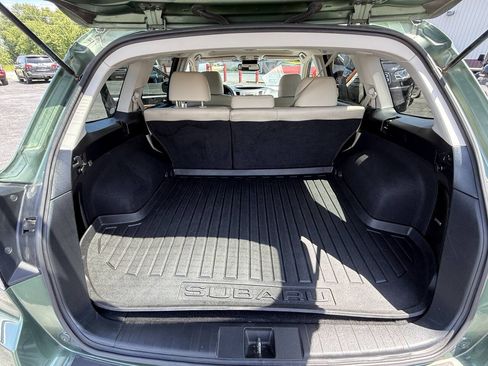Used 2013 Subaru Outback 2.5i Limited w/ Moonroof Pkg AWD/4WD image 22