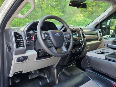 Used 2019 Ford F250 XLT AWD/4WD image 12