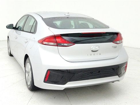 Used 2018 Hyundai Ioniq Blue image 5