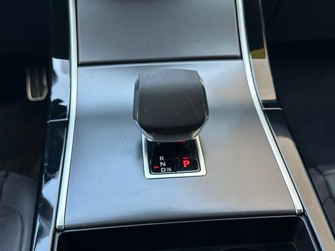Used 2025 Land Rover Range Rover Velar Dynamic SE AWD/4WD image 54