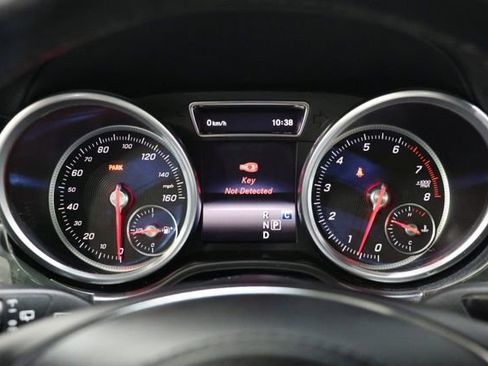 Used 2017 Mercedes-Benz GLS 450 4MATIC image 22
