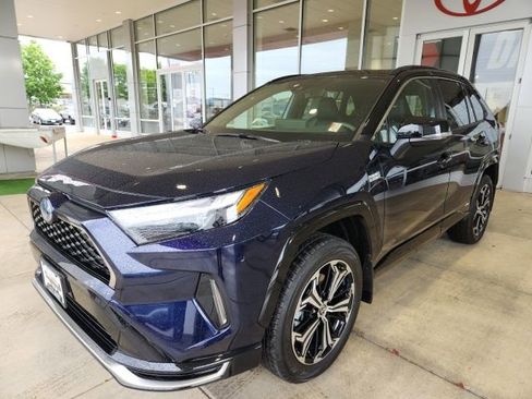Certified 2024 Toyota RAV4 XSE w/ Weather Package AWD/4WD image 6