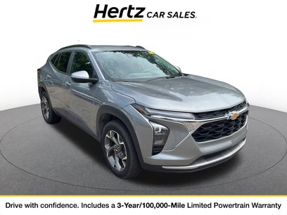 Used 2025 Chevrolet Trax LT