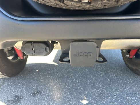 Used 2021 Jeep Wrangler Unlimited Rubicon 4xe w/ Steel Bumper Group image 27