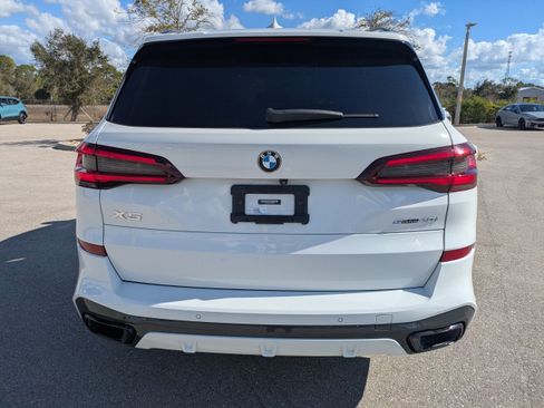 Used 2021 BMW X5 sDrive40i w/ M Sport Package image 6