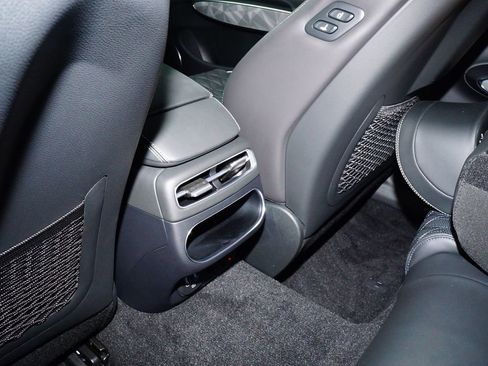 New 2025 Genesis GV70 3.5T Sport w/ Sport Advanced Package image 19