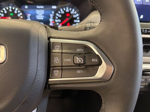 Used 2024 Jeep Compass Limited image 14