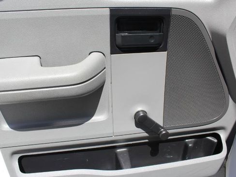 Used 2006 Ford F150 STX RWD image 12