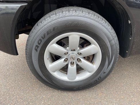 Used 2009 Nissan Titan SE image 26