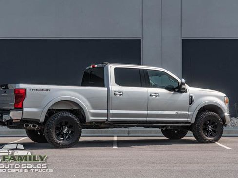 Used 2020 Ford F250 XLT w/ Tremor Off-Road Package AWD/4WD image 11