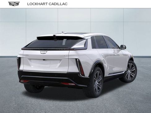 New 2025 Cadillac Lyriq Luxury image 4