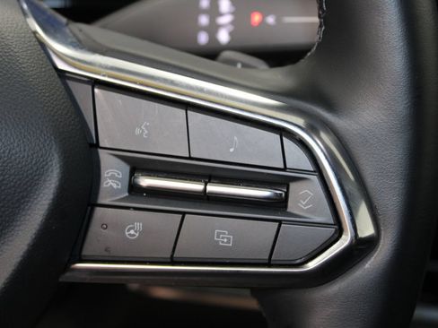 Used 2025 Chevrolet Equinox LT FWD image 35