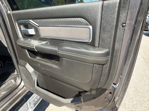 Certified 2025 RAM 2500 Big Horn AWD/4WD image 20