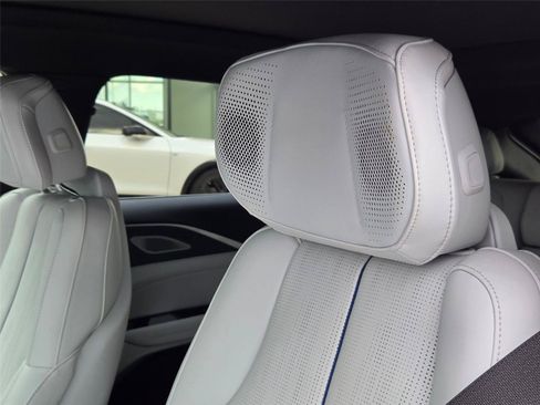 Used 2024 Cadillac Lyriq Sport RWD image 12