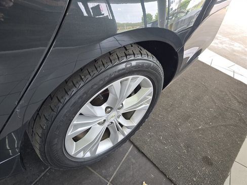 Used 2014 Chevrolet Impala LT w/ Premium Seating Package image 36