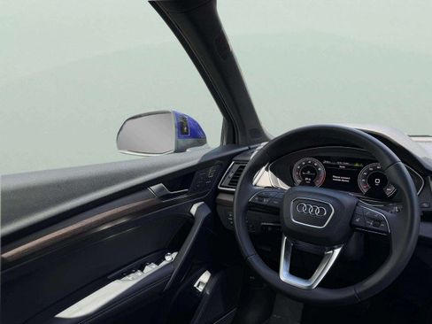 Used 2023 Audi Q5 2.0T Premium Plus w/ Premium Plus Package AWD/4WD image 12