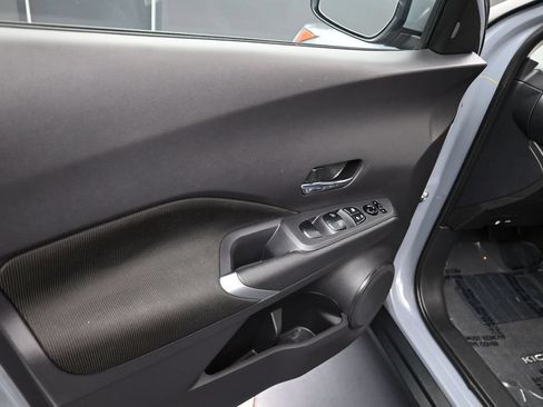 Used 2024 Nissan Kicks SV FWD image 12