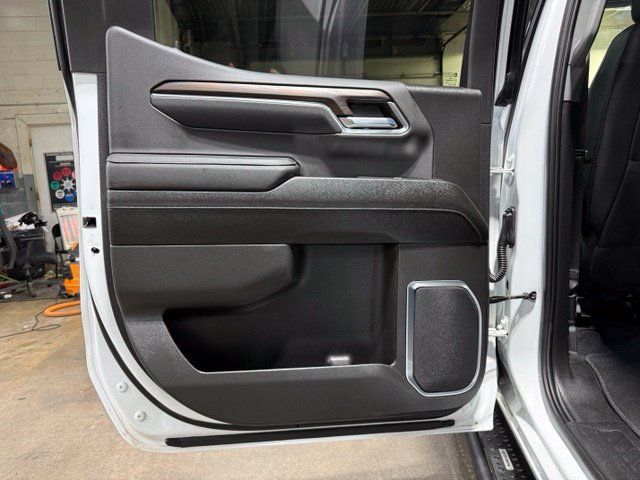Used 2023 GMC Sierra 1500 SLT w/ SLT Convenience Package AWD/4WD image 20