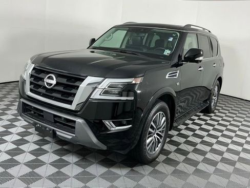 Used 2021 Nissan Armada SL w/ Captain's Chairs Package AWD/4WD image 4